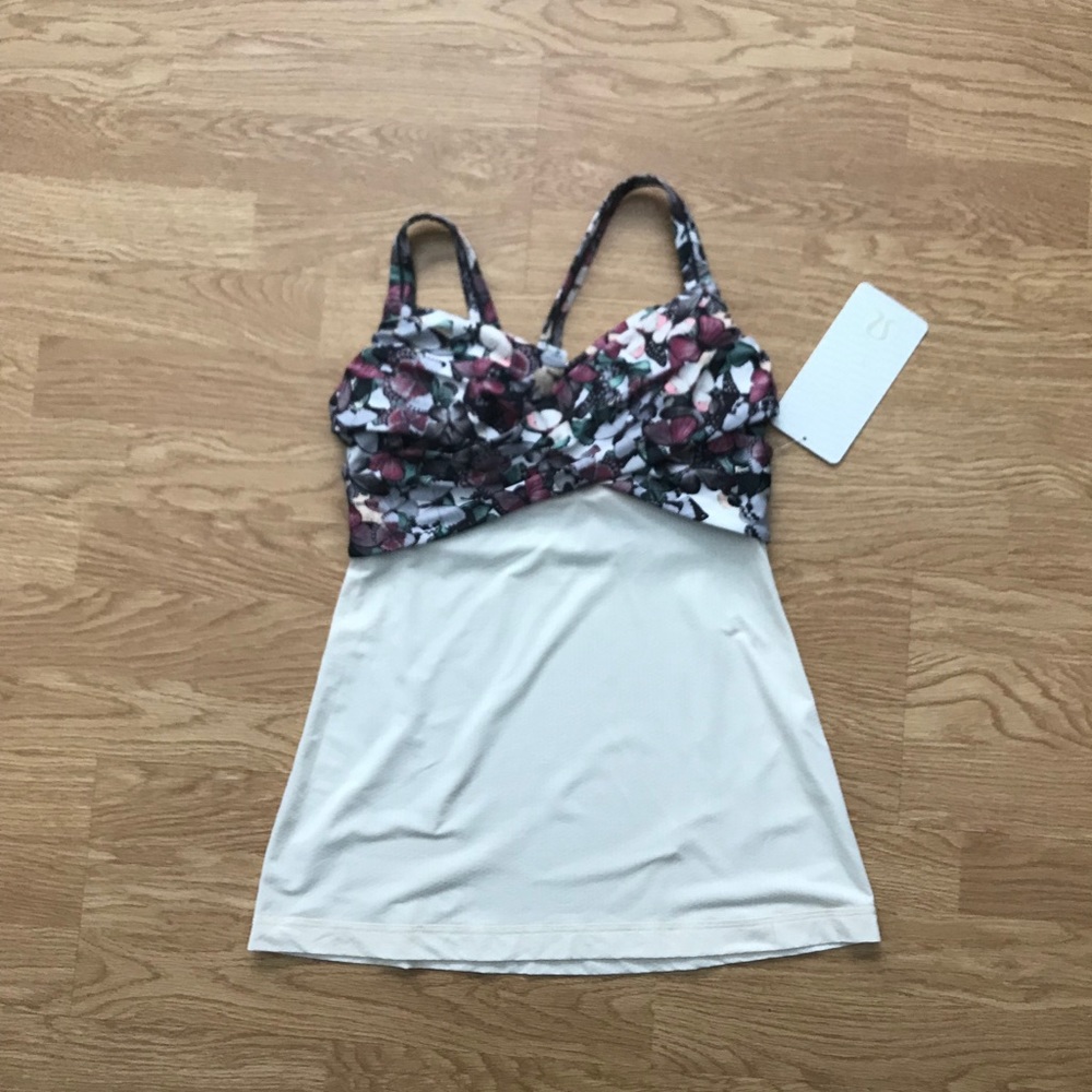 Bundle Of Lululemon Size 6 - image 2